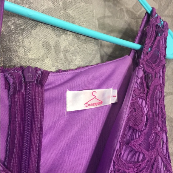 Purple lace dress-large - Picture 8 of 8